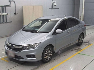 HONDA GRACE 2018