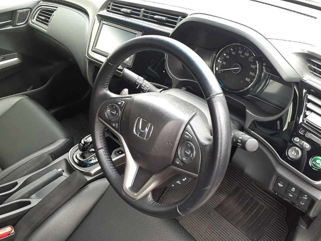 HONDA GRACE 2018