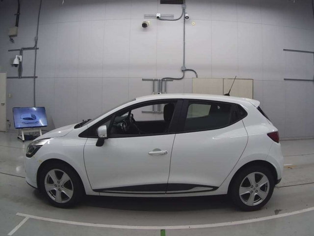 RENAULT LUTECIA 2014