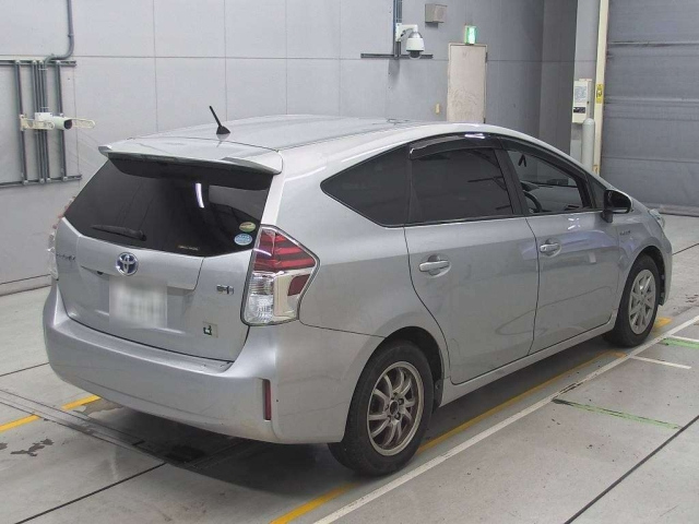 TOYOTA PRIUS ALPHA 2019