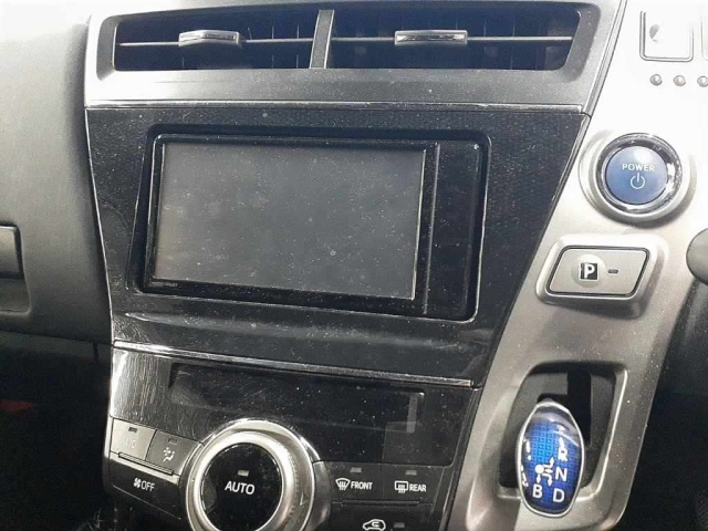 TOYOTA PRIUS ALPHA 2019
