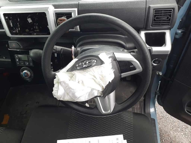 TOYOTA PIXIS MEGA 2021