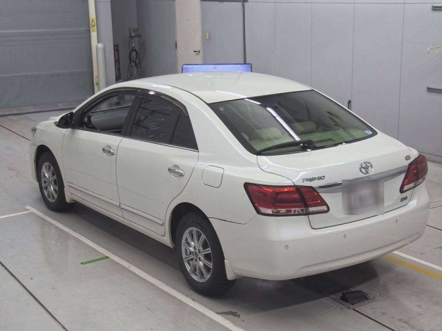 TOYOTA PREMIO 2019