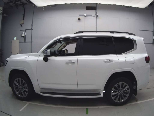 TOYOTA LAND CRUISER 2024