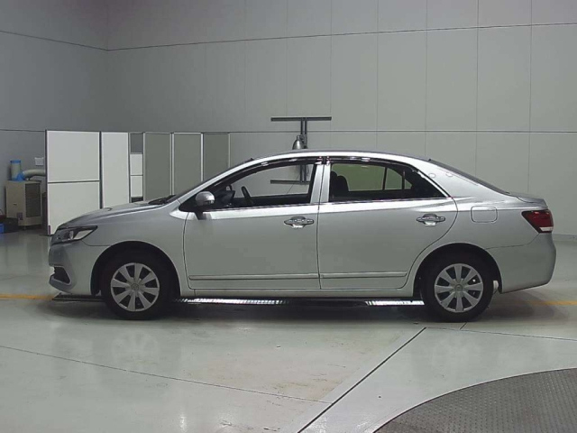 TOYOTA PREMIO 2018