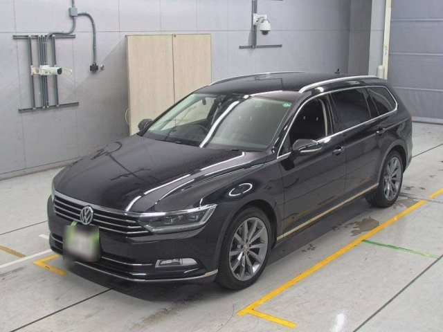 VOLKSWAGEN PASSAT VARIANT 2017