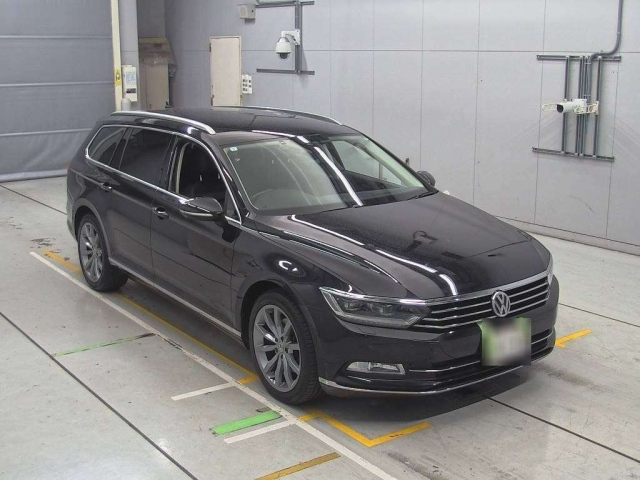 VOLKSWAGEN PASSAT VARIANT 2017