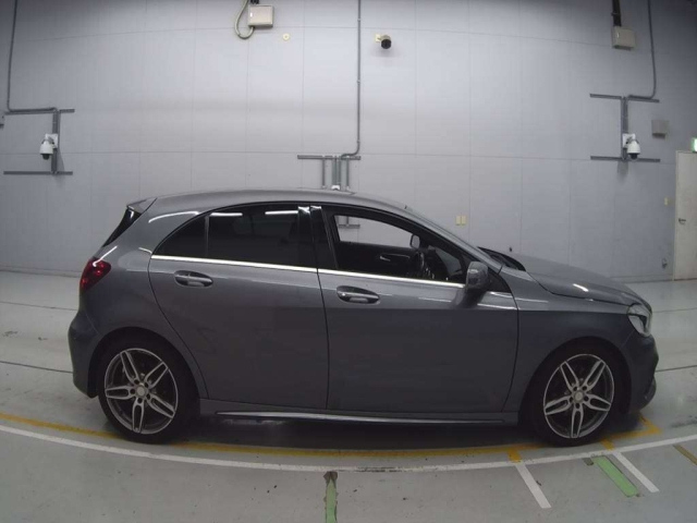 MERCEDES BENZ A CLASS 2017