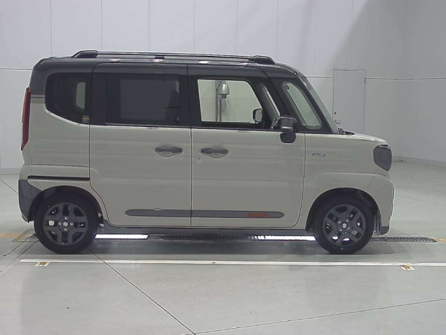 SUZUKI SPACIA GEAR 2024