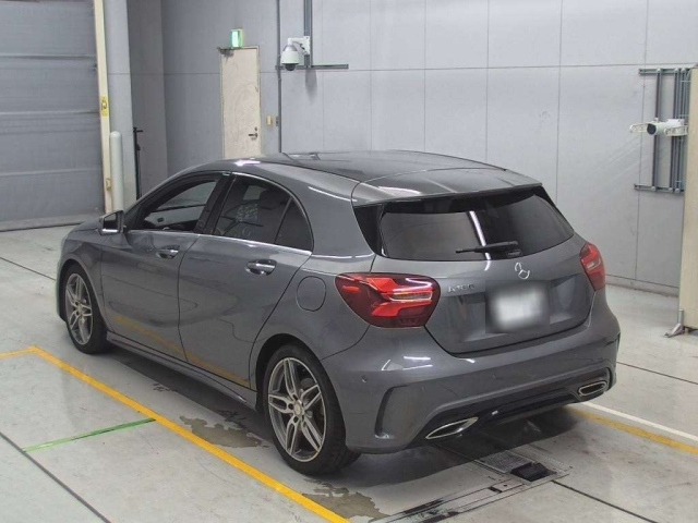 MERCEDES BENZ A CLASS 2017