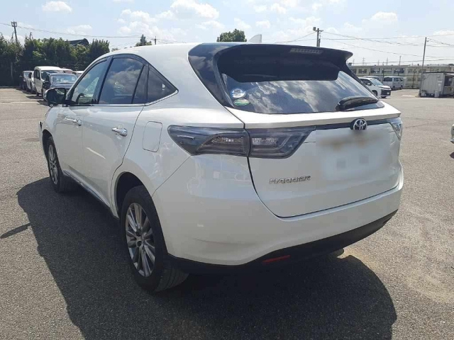 TOYOTA HARRIER 2014