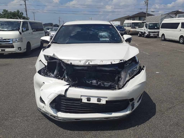 TOYOTA HARRIER 2014