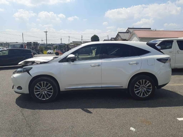 TOYOTA HARRIER 2014