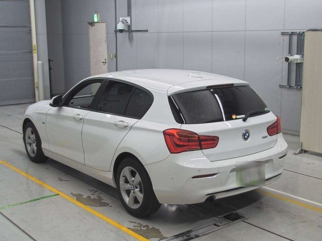 BMW 1 SERIES 2018
