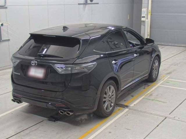 TOYOTA HARRIER 2014