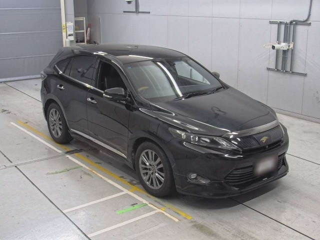 TOYOTA HARRIER 2014