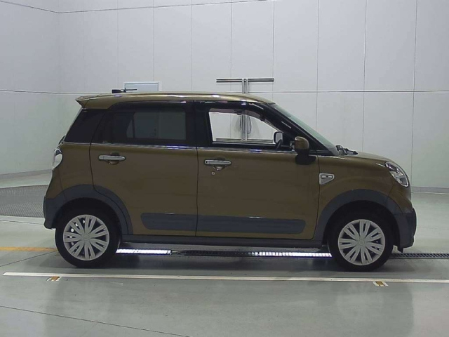 DAIHATSU CAST 2020