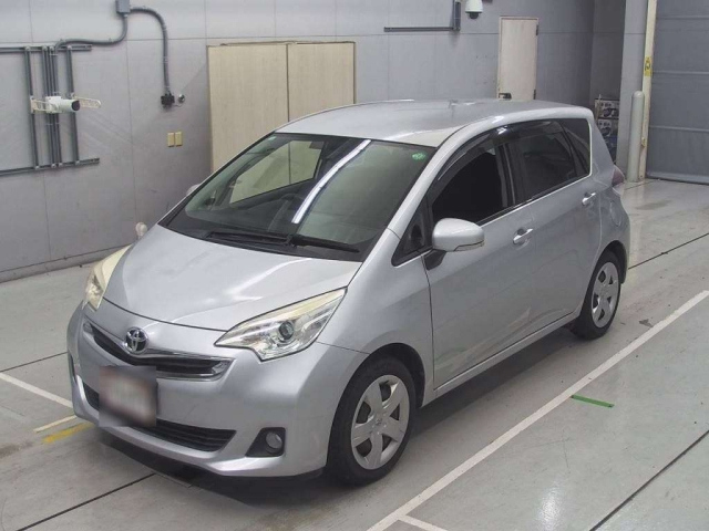 TOYOTA RACTIS 2016