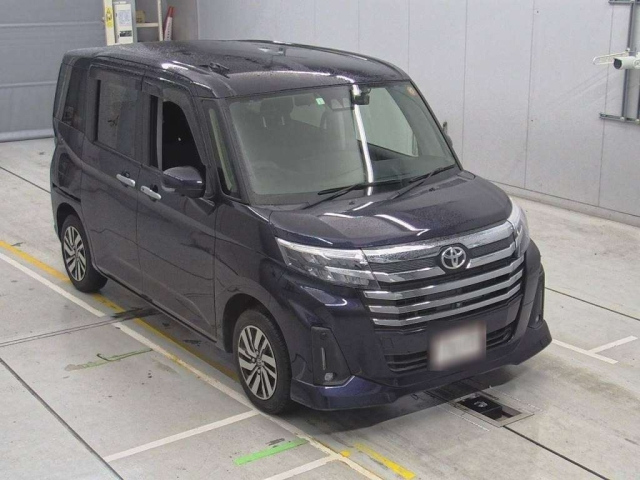 TOYOTA ROOMY 2023
