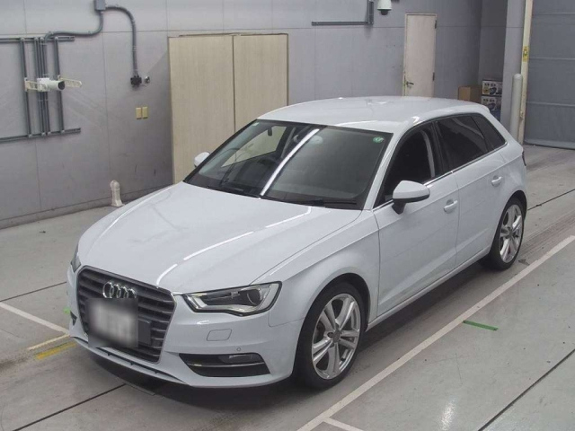 AUDI A3 2015