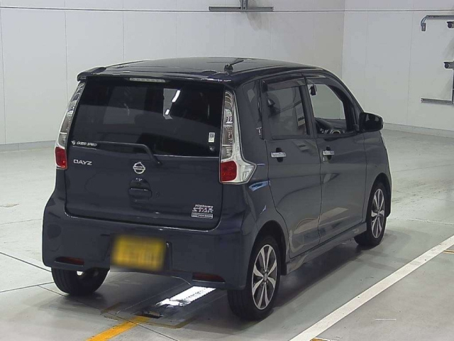 NISSAN DAYZ 2013