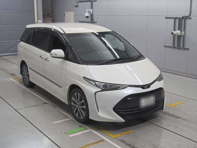 TOYOTA ESTIMA 2017
