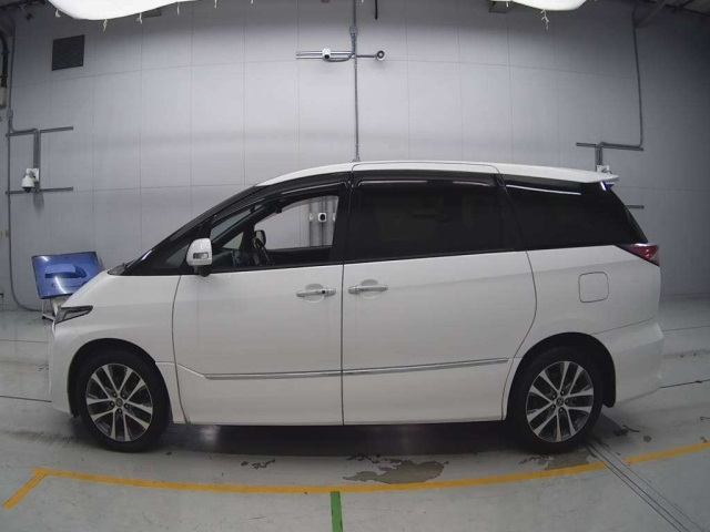 TOYOTA ESTIMA 2017