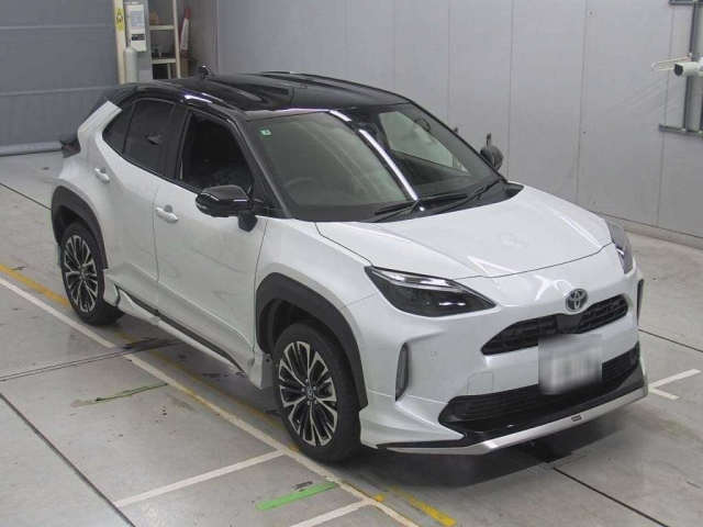 TOYOTA YARIS CROSS 2025