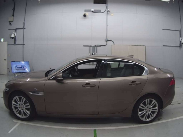 JAGUAR XE 2017