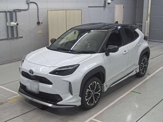 TOYOTA YARIS CROSS 2025
