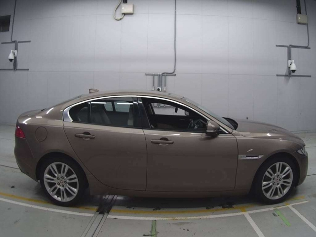 JAGUAR XE 2017