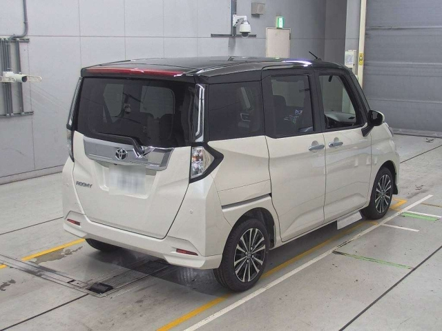 TOYOTA ROOMY 2025