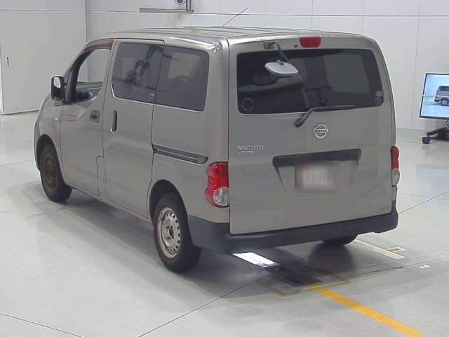 NISSAN NV200 2009