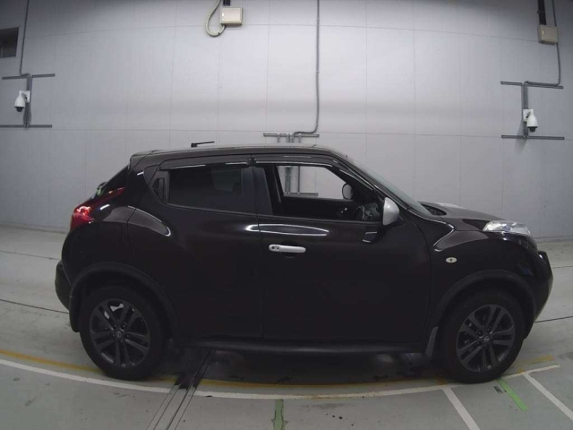 NISSAN JUKE 2013