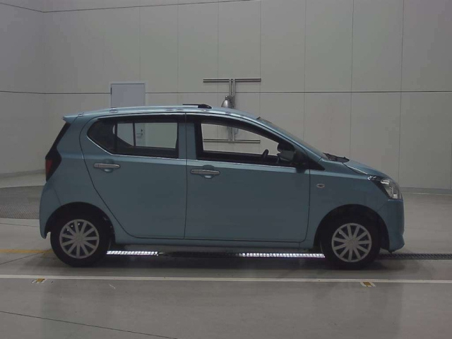 DAIHATSU MIRA E S 2023