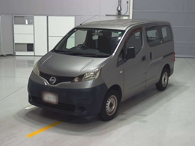 NISSAN NV200 2016