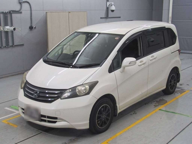 HONDA FREED 2010