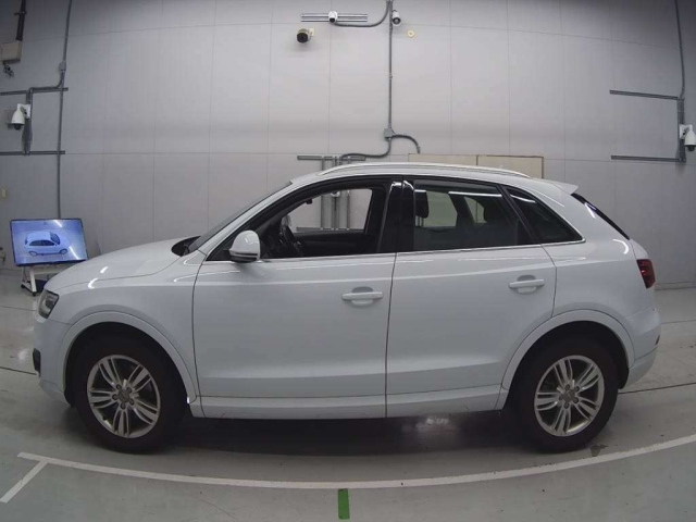 AUDI Q3 2014