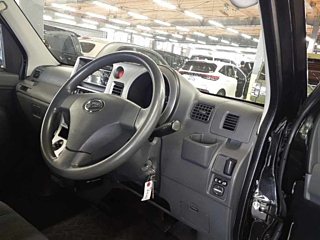 DAIHATSU HIJET VAN 2015