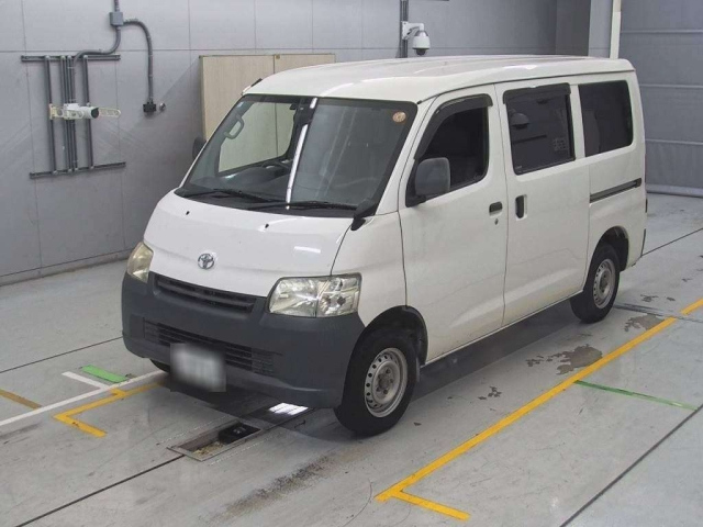 TOYOTA LITE ACE VAN 2018