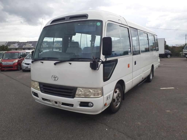 TOYOTA COASTER 2008