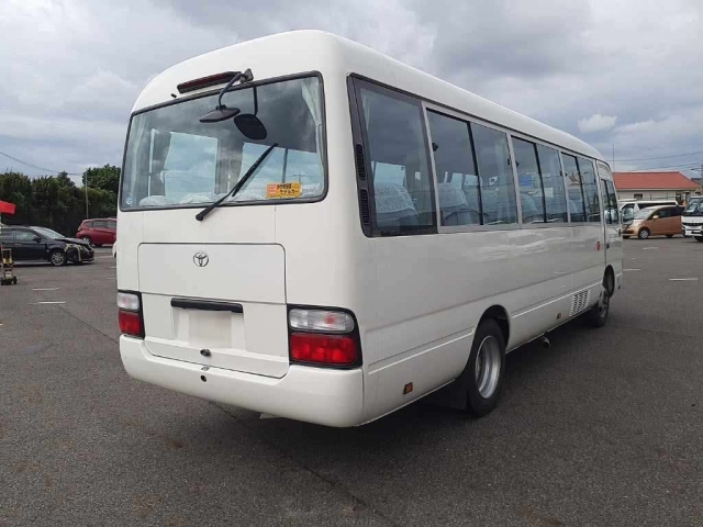 TOYOTA COASTER 2008