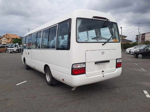 TOYOTA COASTER 2008