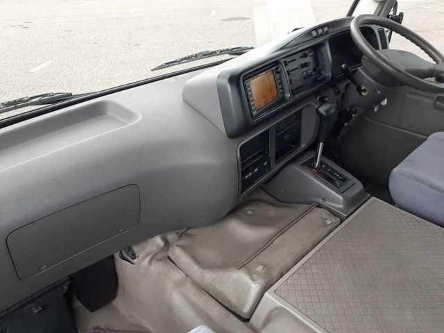 TOYOTA COASTER 2008