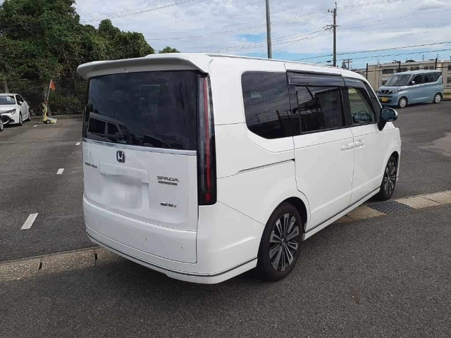 HONDA STEP WAGON 2024