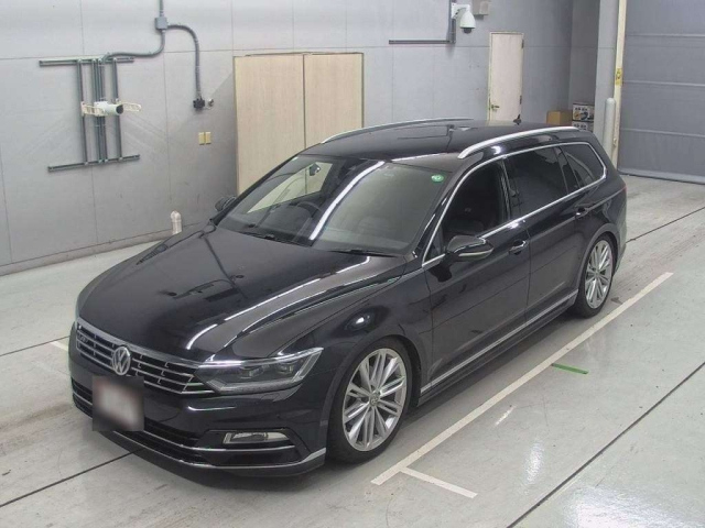 VOLKSWAGEN PASSAT VARIANT 2016
