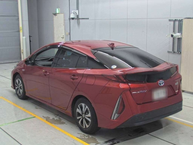 TOYOTA PRIUS PHV 2018