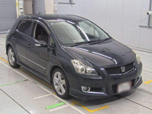 TOYOTA BLADE 2010