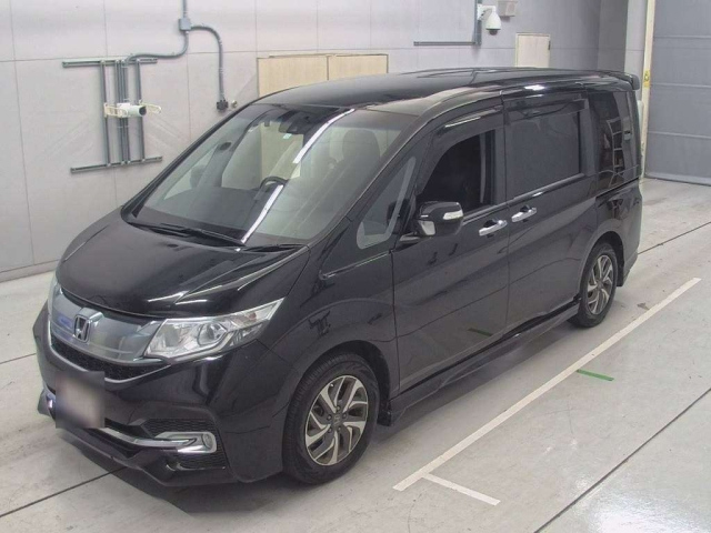 HONDA STEP WAGON 2016