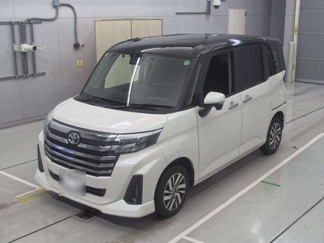 TOYOTA ROOMY 2023